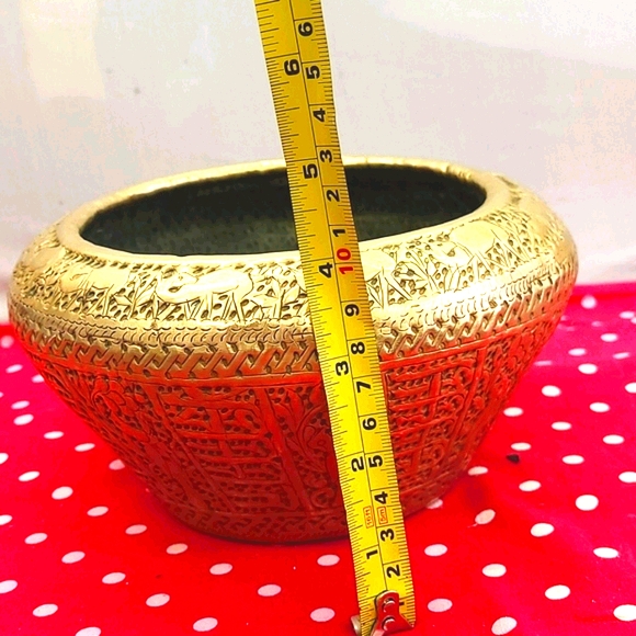Antique dovetailed bronze and brass vase/bowl